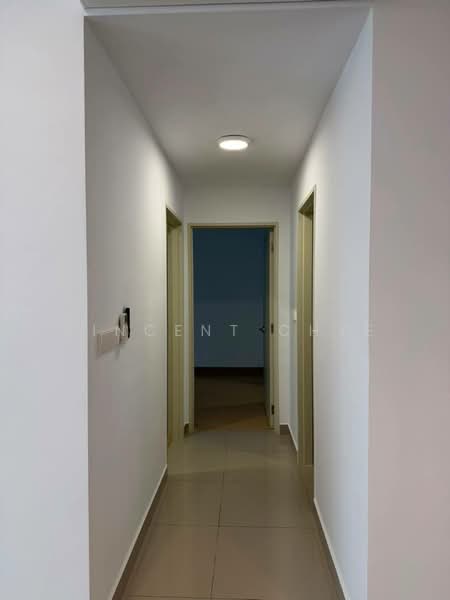 Kondominium untuk Disewa di Kuchai Sentral - Vincent Chye - Corridor - PropertyGuru.com.my
