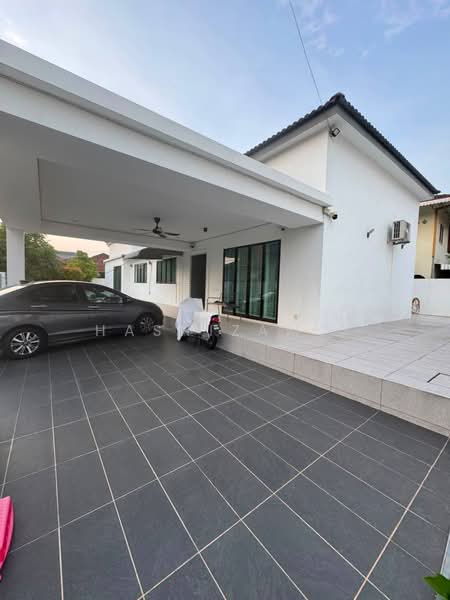 Rumah Banglo untuk Dijual di Gelugor (Penang) - Hasnizam . - PropertyGuru.com.my