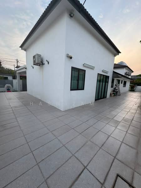 Rumah Banglo untuk Dijual di Gelugor (Penang) - Hasnizam . - PropertyGuru.com.my
