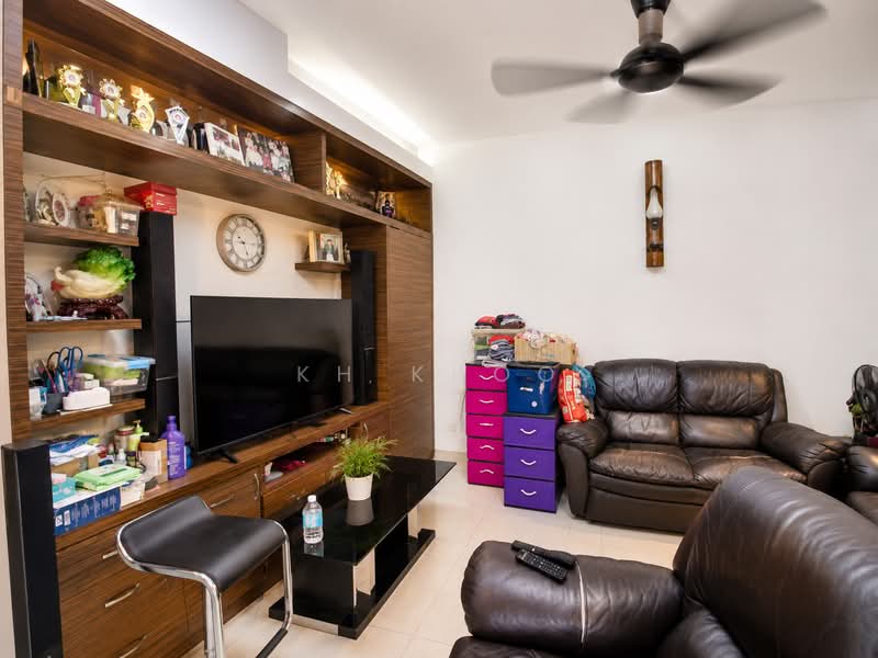 Rumah Teres 2 Tingkat untuk Dijual di Usj 20 (Subang Jaya) - KH Khoo - Living Room - PropertyGuru.com.my