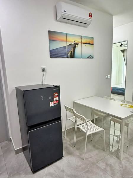 Servis Apartment untuk Disewa di Ruby Seapark - Ray Lee - Dining Room - PropertyGuru.com.my