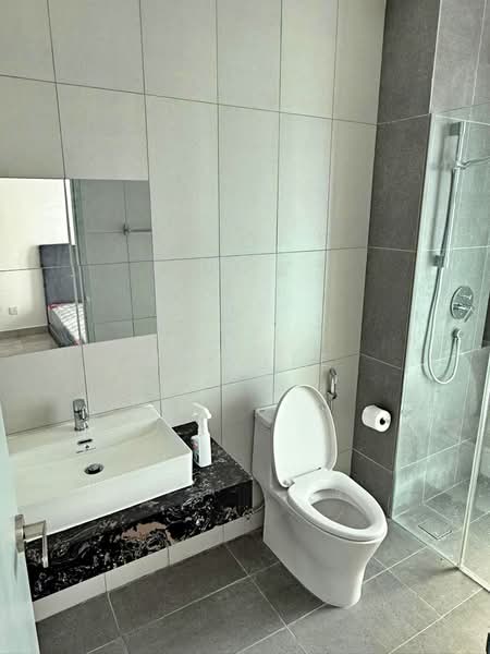 Servis Apartment untuk Disewa di Ruby Seapark - Ray Lee - Bathroom - PropertyGuru.com.my