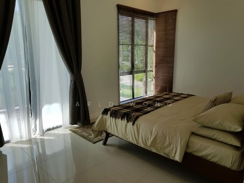 Condominium for Rent at Isle of Kamares - Jared Wong - Bedroom - PropertyGuru.com.my
