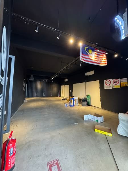 Shop / Office for Rent in Taman Melaka Jaya (Batu Berendam) - Helen BF - Interior - PropertyGuru.com.my
