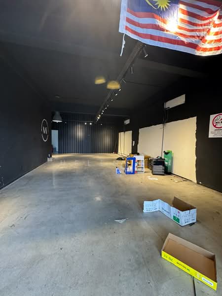 Shop / Office for Rent in Taman Melaka Jaya (Batu Berendam) - Helen BF - Interior - PropertyGuru.com.my
