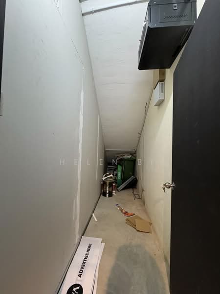 Shop / Office for Rent in Taman Melaka Jaya (Batu Berendam) - Helen BF - Corridor - PropertyGuru.com.my