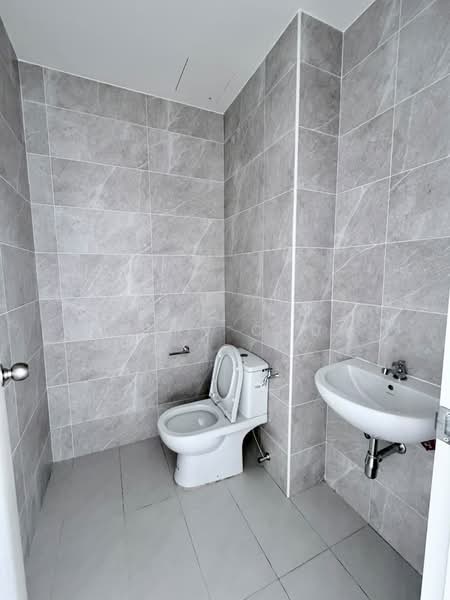 2-storey Terraced House for Sale in Taman Ekoflora (Johor Bahru) - Merry Chua - Bathroom - PropertyGuru.com.my