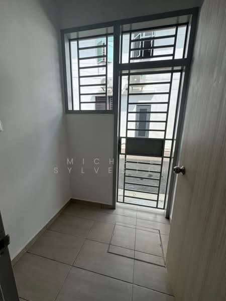 Terraced House for Sale in Kampung Sentosa Barat (Pasir Gudang) - Michele Sylvester - Entrance - PropertyGuru.com.my