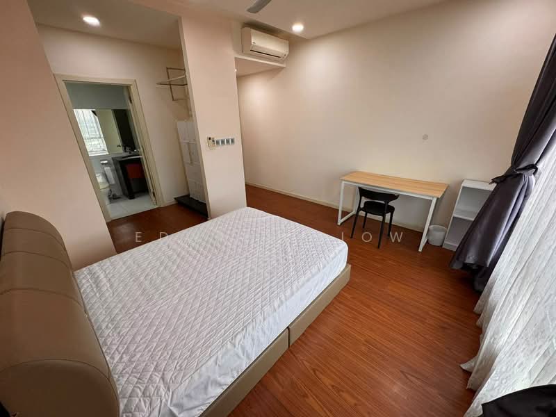 Pangsapuri untuk Disewa di Impiana - Edward Siow - Bedroom - PropertyGuru.com.my