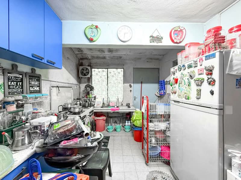 2-storey Terraced House for Sale in Ampang (Selangor) - Syakila Mokhtar - Kitchen - PropertyGuru.com.my