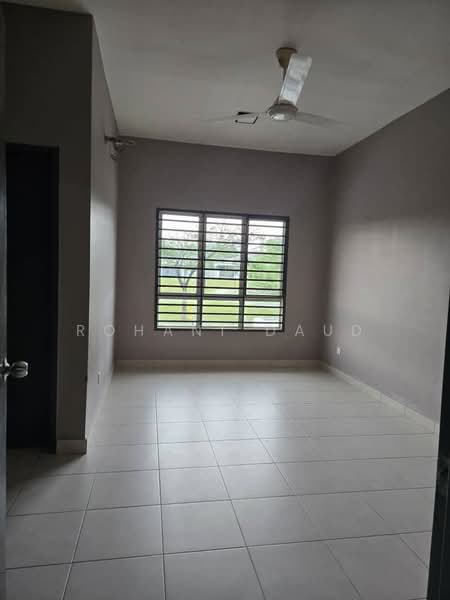 Rumah Teres 2 Tingkat untuk Disewa di Iringan Bayu (Seremban) - Rohani Daud - Interior - PropertyGuru.com.my