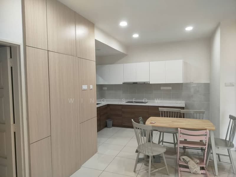 Service Residence for Sale at Suria Putra - Wing Seow - PropertyGuru.com.my