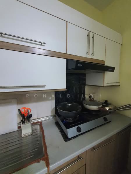 Servis Apartment untuk Disewa di Casa Subang - Ronald Loh - Kitchen - PropertyGuru.com.my