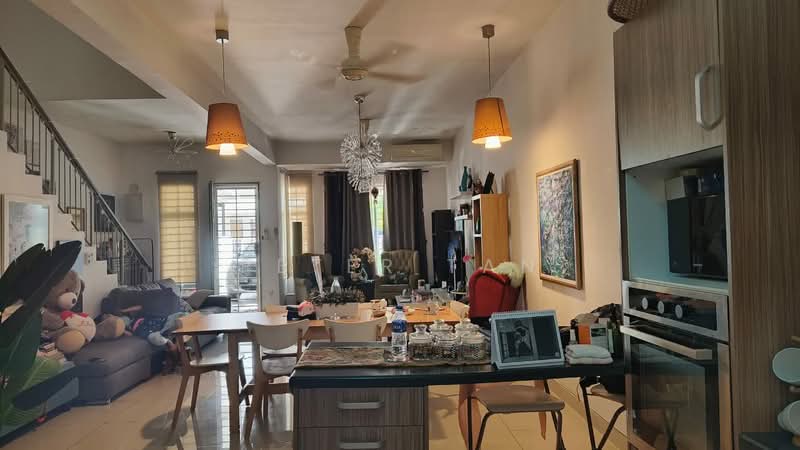 Rumah Teres 2.5 Tingkat untuk Disewa di Bandar Baru Bangi (Selangor) - Peter Tan - Living Room - PropertyGuru.com.my