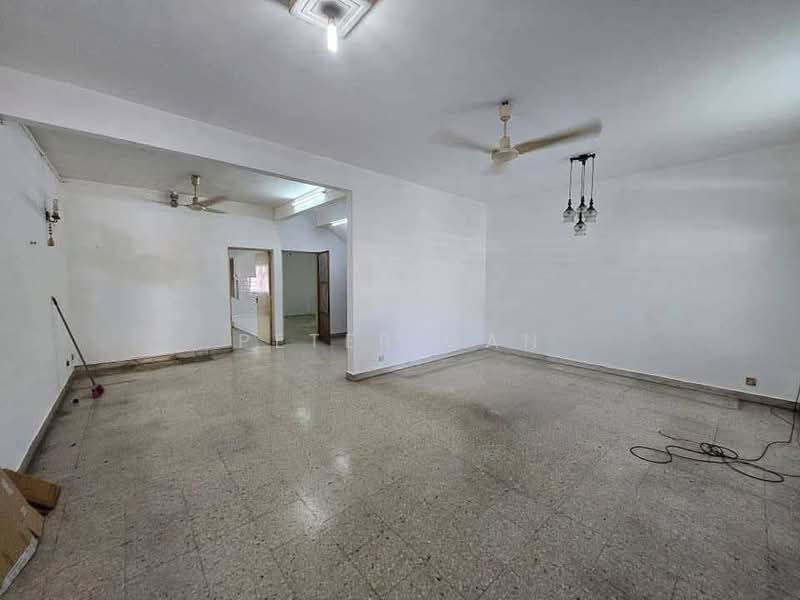 Rumah Teres 2 Tingkat untuk Dijual di Ipoh (Perak) - Peter Gan - Living Room - PropertyGuru.com.my