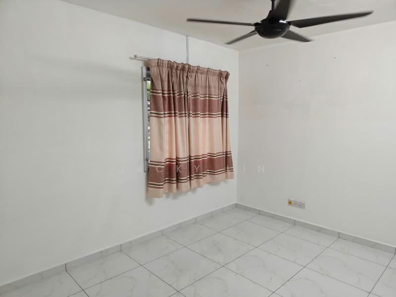 Rumah Teres 3 Tingkat untuk Disewa di Taman Sri Muda (Shah Alam) - Jacky Lin - Interior - PropertyGuru.com.my