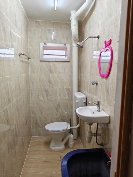 Rumah Teres 3 Tingkat untuk Disewa di Taman Sri Muda (Shah Alam) - Jacky Lin - Bathroom - PropertyGuru.com.my