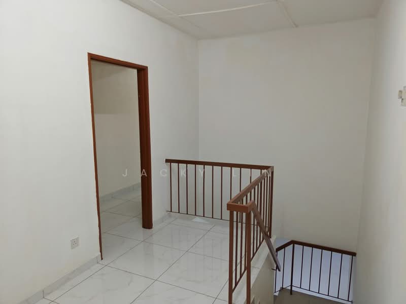 Rumah Teres 3 Tingkat untuk Disewa di Taman Sri Muda (Shah Alam) - Jacky Lin - Interior - PropertyGuru.com.my