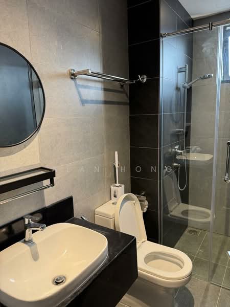 Kediaman Servis untuk Disewa di V Residence 2 @ Sunway Velocity - Alan Hong - Bathroom - PropertyGuru.com.my