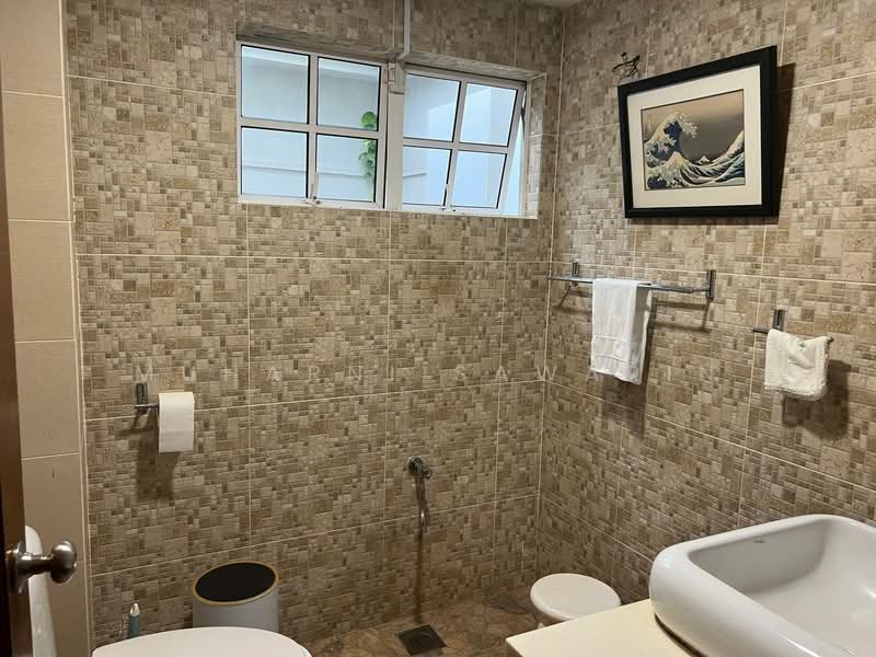 Rumah Banglo untuk Disewa di Sek 13,Salahudin Golf Course (Shah Alam) - muharni sawarin - Bathroom - PropertyGuru.com.my