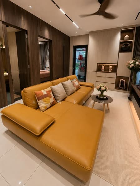 Semi-Detached House for Sale in Diamond City (Semenyih) - Alan Pang - Living Room - PropertyGuru.com.my