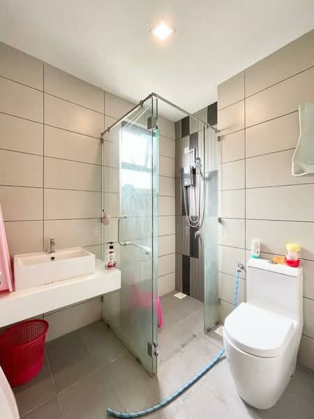 Rumah Teres 2 Tingkat untuk Disewa di Kajang (Selangor) - Peter Tan - Bathroom - PropertyGuru.com.my