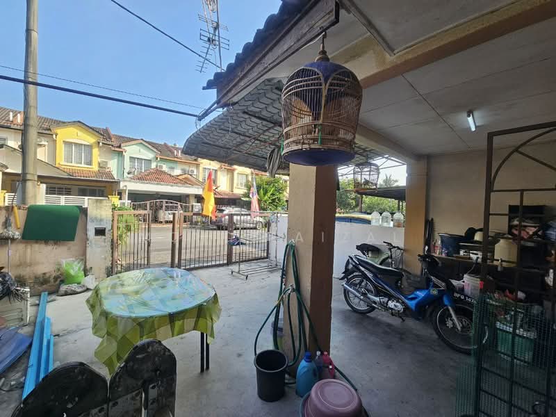 Rumah Teres 2 Tingkat untuk Dijual di Bandar Baru Bangi (Selangor) - Mohd Faizal - Exterior - PropertyGuru.com.my