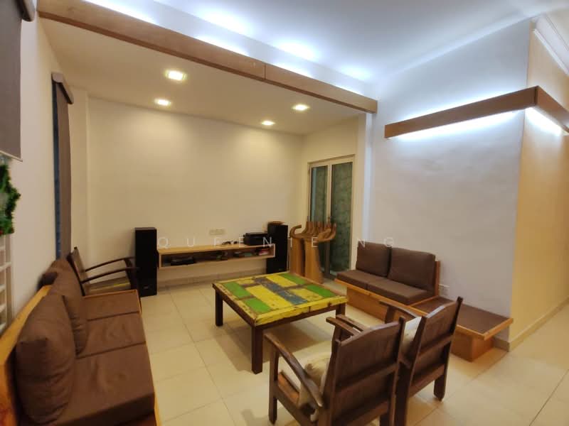 Rumah Teres untuk Dijual di Taman Mutiara Rini (Skudai) - Queenie Ng - Living Room - PropertyGuru.com.my