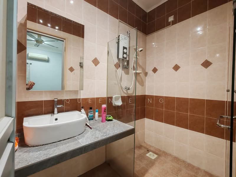 Rumah Teres untuk Dijual di Taman Mutiara Rini (Skudai) - Queenie Ng - PropertyGuru.com.my