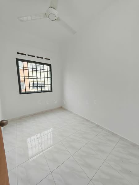 Rumah Flat untuk Dijual di Taman Pulai Utama - Elvy Lee - Interior - PropertyGuru.com.my
