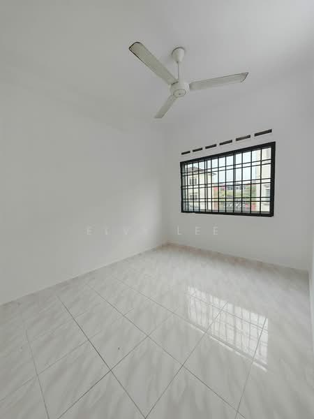 Rumah Flat untuk Dijual di Taman Pulai Utama - Elvy Lee - Interior - PropertyGuru.com.my