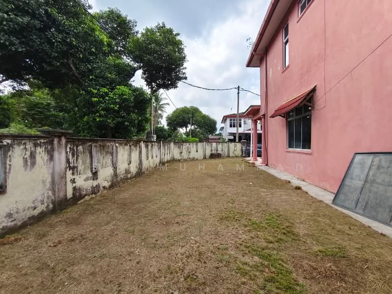 2-storey Terraced House for Sale in Taman Cengal Utama (Paroi) - Ismi Muhammad - Exterior - PropertyGuru.com.my