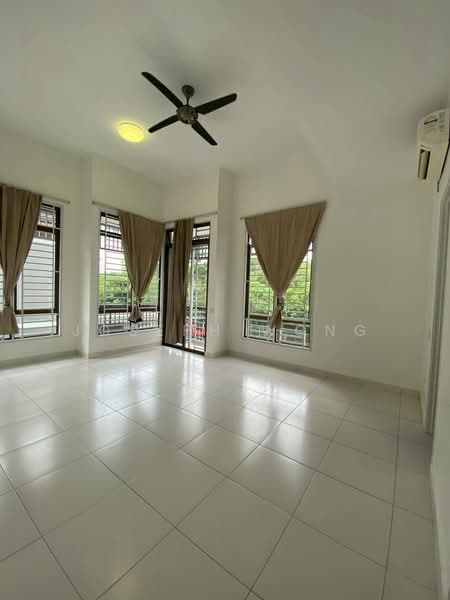 Cluster House for Rent in Setia Tropika (Johor Bahru) - Joseph Wong - Living Room - PropertyGuru.com.my