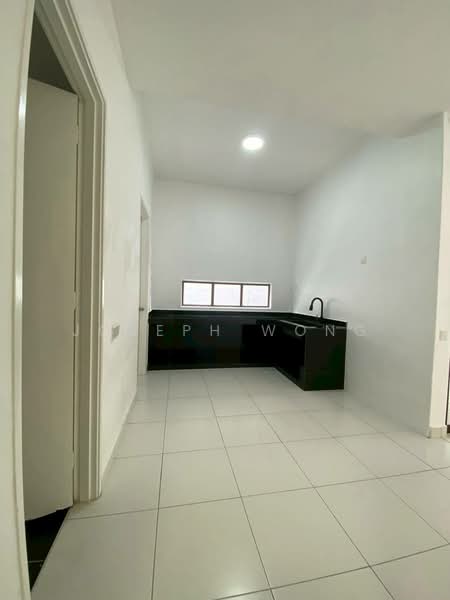 Cluster House for Rent in Setia Tropika (Johor Bahru) - Joseph Wong - Kitchen - PropertyGuru.com.my