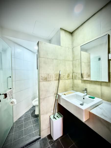 Condominium for Rent at The Reef Condominium - Ressha Ramesh - Bathroom - PropertyGuru.com.my