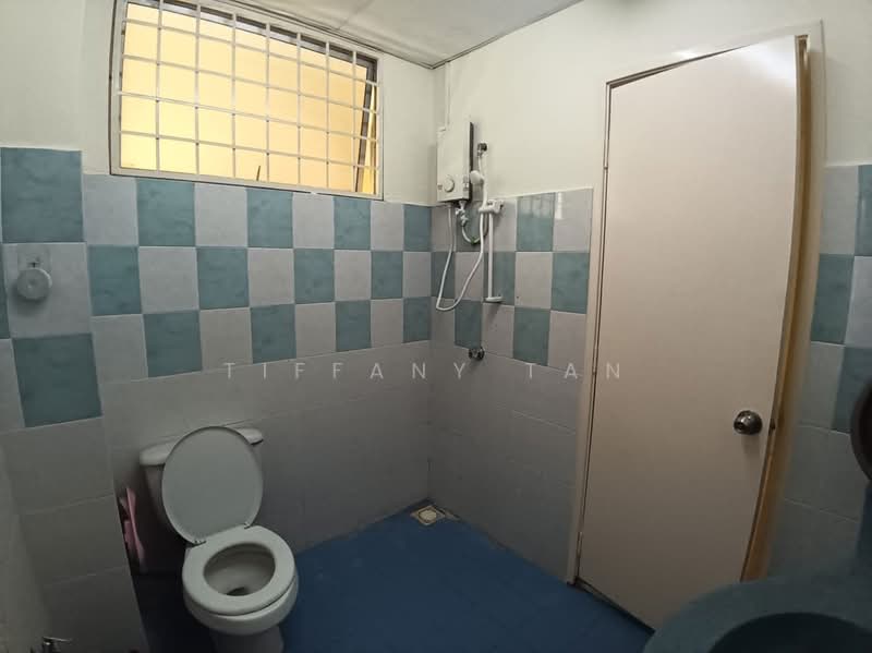 Condominium for Rent at Platinum Hill PV 3 - Tiffany Tan - Bathroom - PropertyGuru.com.my