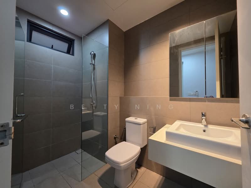 Kondominium untuk Dijual di Secoya Residence - Betty Ning - Bathroom - PropertyGuru.com.my