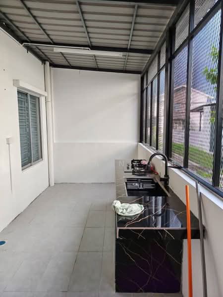 Rumah Teres untuk Disewa di Kuala Selangor (Selangor) - Ziana Najib - Kitchen - PropertyGuru.com.my
