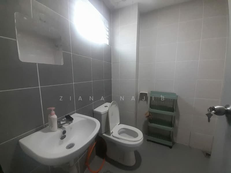Rumah Teres untuk Disewa di Kuala Selangor (Selangor) - Ziana Najib - Bathroom - PropertyGuru.com.my