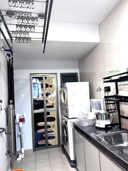 Pangsapuri untuk Dijual di Molek Pine 2 - Queenie Ng - PropertyGuru.com.my