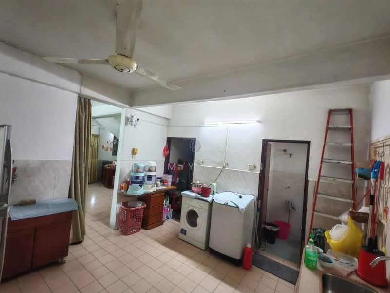 Rumah Teres 2 Tingkat untuk Dijual di Klang (Selangor) - Jimmy Tan - Kitchen - PropertyGuru.com.my