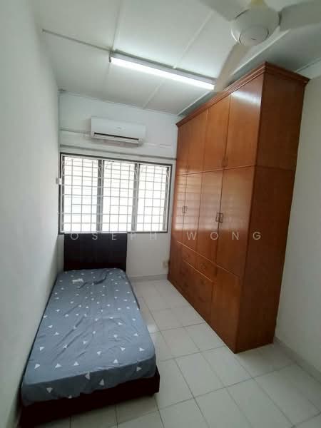 1-storey Terraced House for Rent in Taman Suria (Johor Bahru) - Joseph Wong - Bedroom - PropertyGuru.com.my