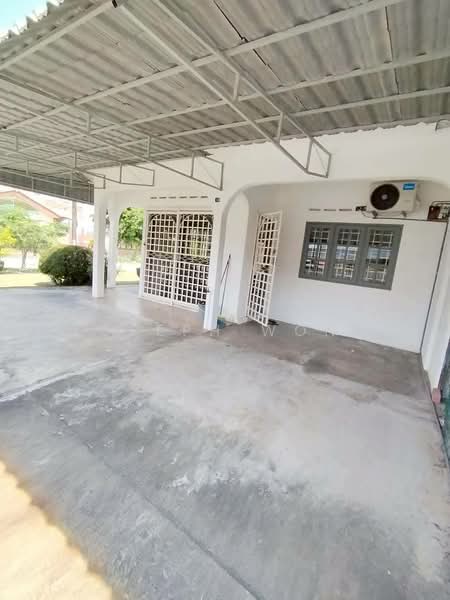 1-storey Terraced House for Rent in Taman Suria (Johor Bahru) - Joseph Wong - Exterior - PropertyGuru.com.my