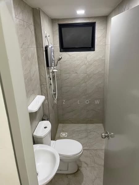 Kondominium untuk Disewa di The Hamstead, Desa Tun Razak - Hanz Low - Bathroom - PropertyGuru.com.my