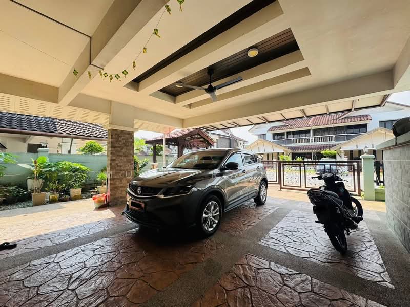 Rumah Berkembar untuk Dijual di Seksyen 24 (Shah Alam) - Muizz Razak - PropertyGuru.com.my