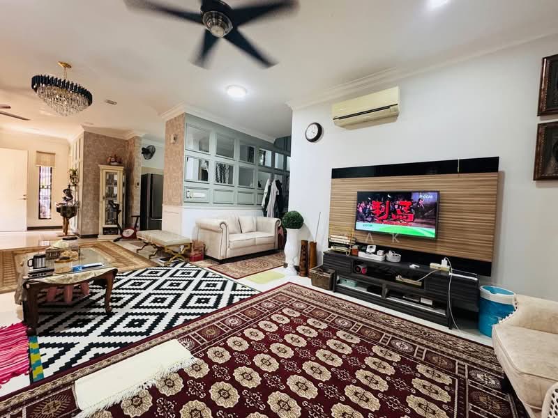 Rumah Berkembar untuk Dijual di Seksyen 24 (Shah Alam) - Muizz Razak - PropertyGuru.com.my