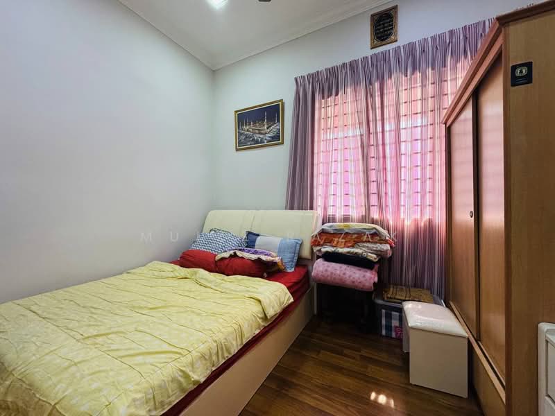 Rumah Berkembar untuk Dijual di Seksyen 24 (Shah Alam) - Muizz Razak - PropertyGuru.com.my