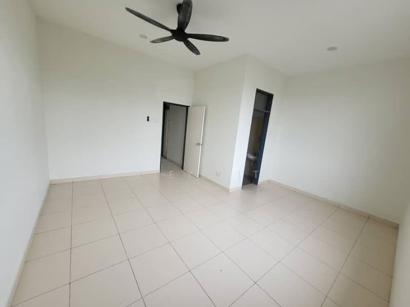 Rumah Teres 2 Tingkat untuk Dijual di Bandar Tasik Puteri (Rawang) - Liliey Fitri - Living Room - PropertyGuru.com.my