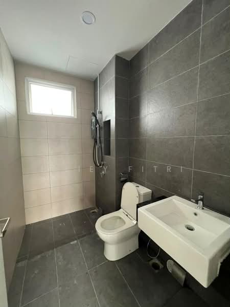 Terraced House for Rent in Tamansari (Rawang) - Liliey Fitri - Bathroom - PropertyGuru.com.my