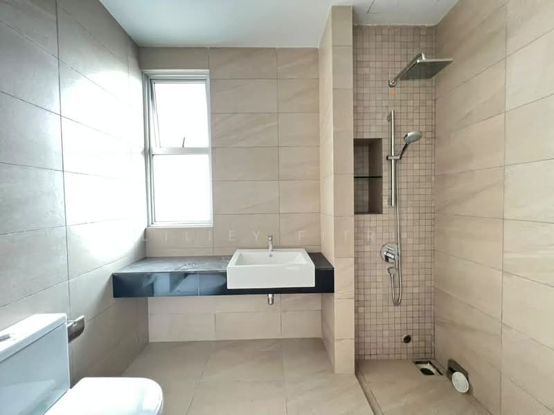 Terraced House for Rent in Tamansari (Rawang) - Liliey Fitri - Bathroom - PropertyGuru.com.my
